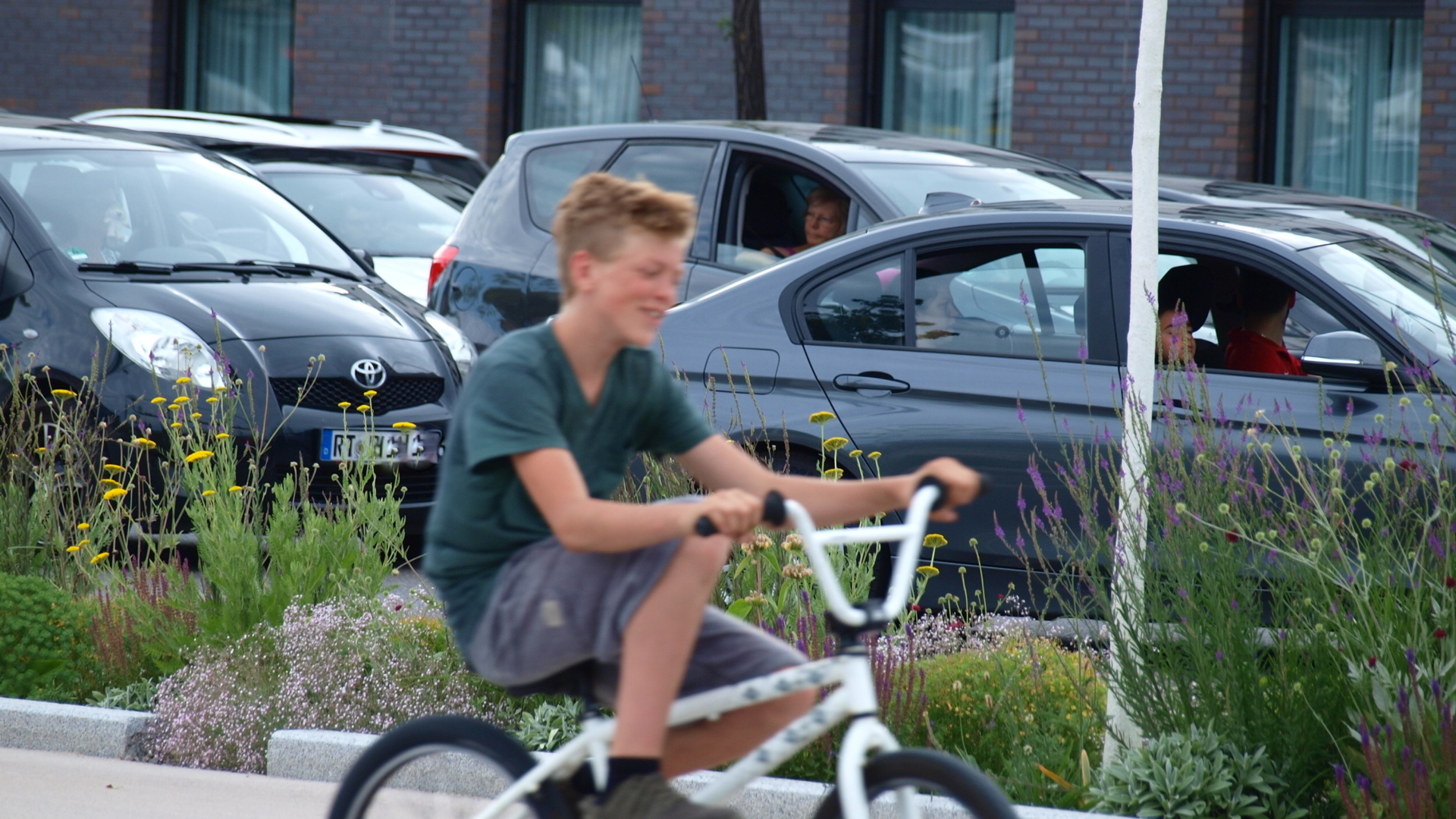 OLYMPUS DIGITAL CAMERA